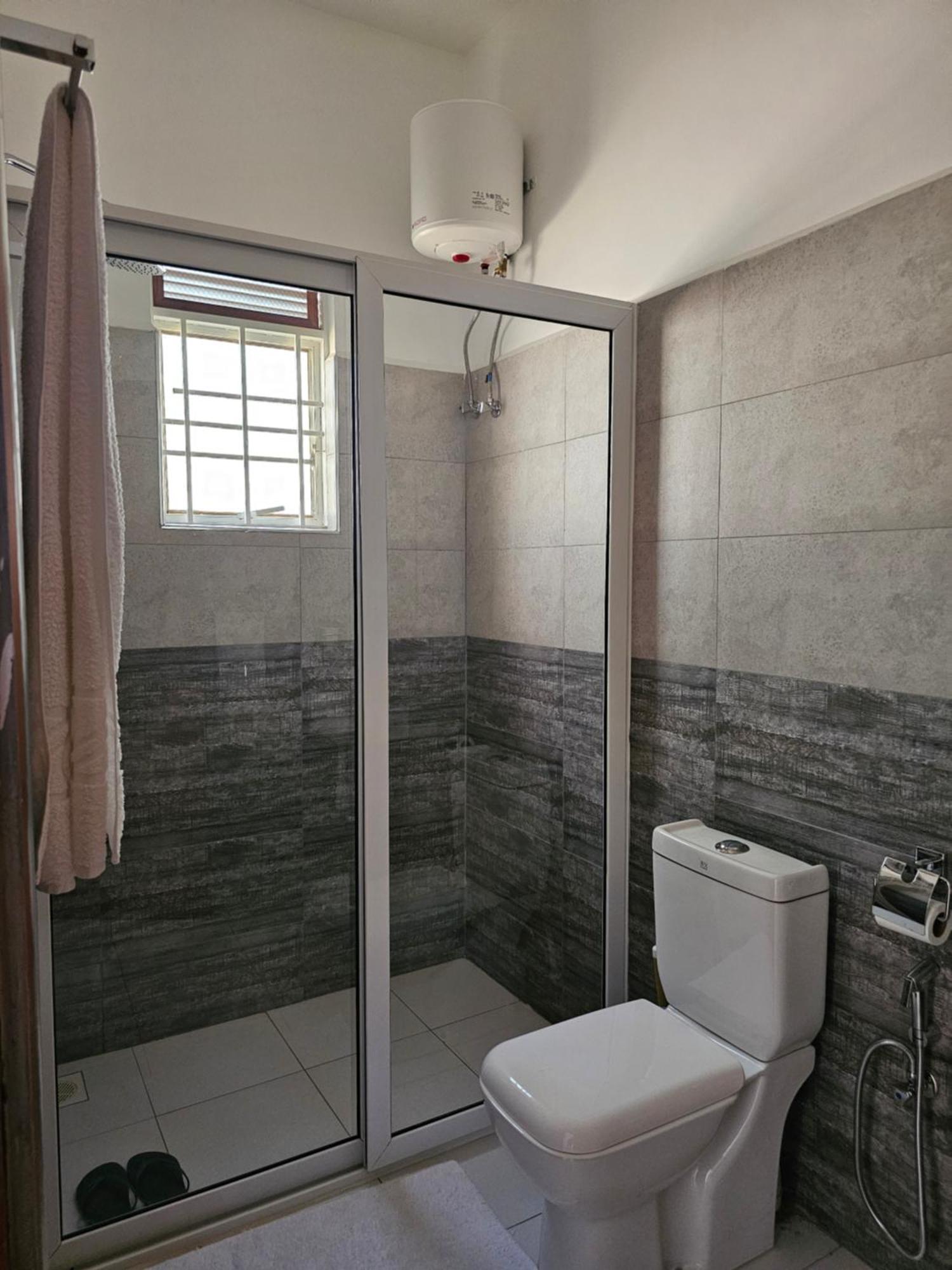 Alsander Homes Raspberry Kampala Exterior photo